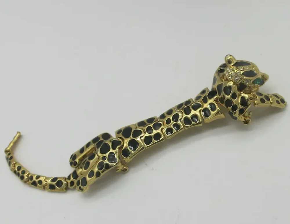 Leopard Over Shoulder Double Pin Brooch Gold tone… - image 4