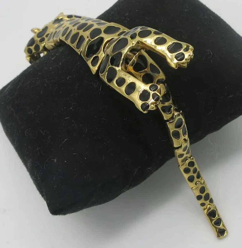 Leopard Over Shoulder Double Pin Brooch Gold tone… - image 5