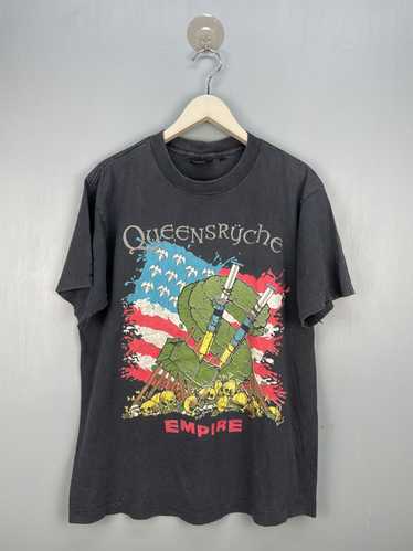 Band Tees × Rock T Shirt × Vintage Vintage 90s Qu… - image 1
