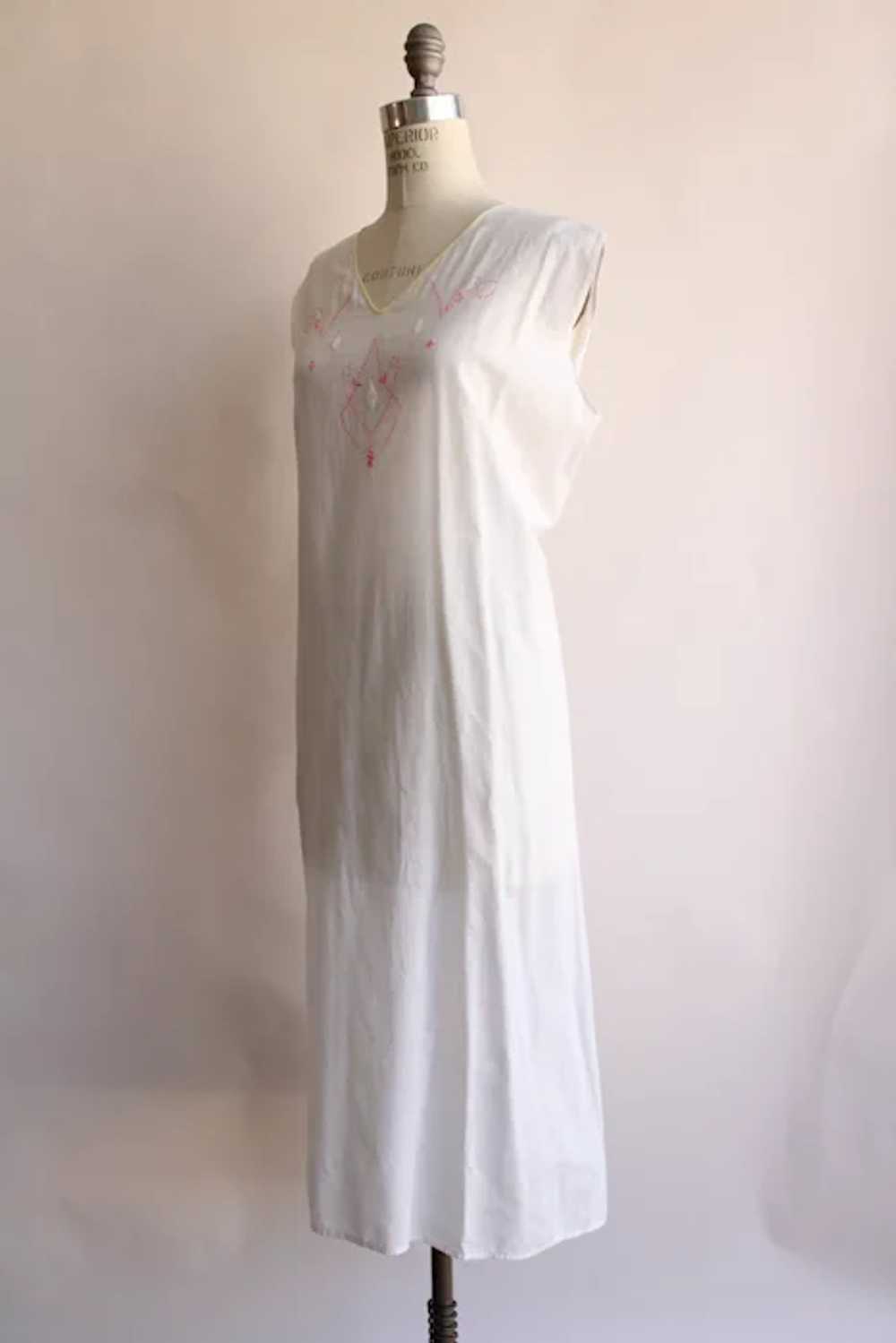 Vintage 1910s 1920s Nightgown, Volup Size Antique… - image 3