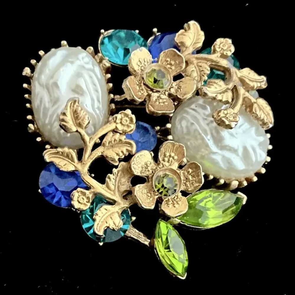 Vintage Flower Brooch with Large Faux Pearls - image 8