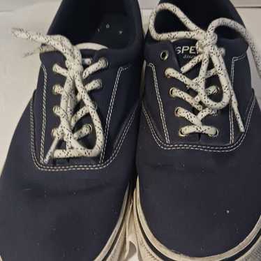 Sperry top deals sider tennis shoes