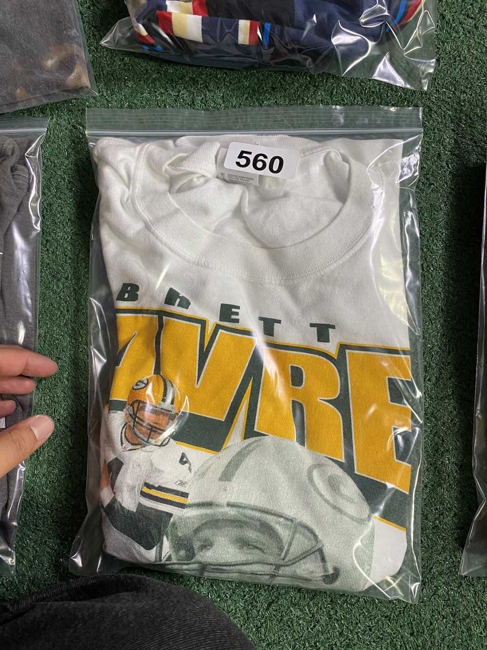 NFL × Vintage Green Bay Packers Brett Farve Tee S… - image 4