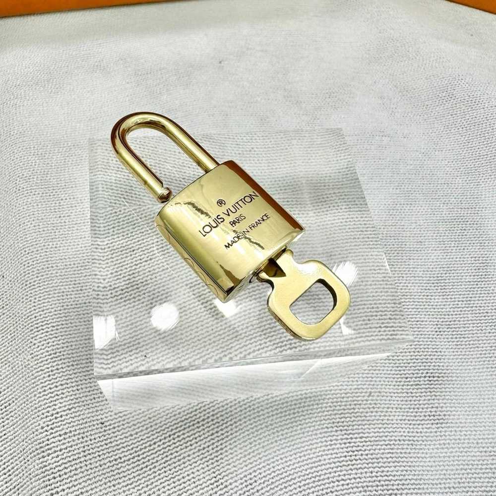 Louis Vuitton Louis Vuitton Lock and Key #322 - image 2