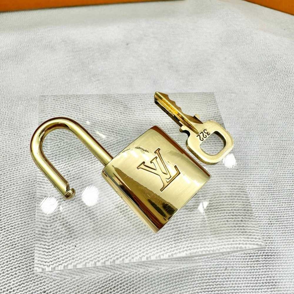 Louis Vuitton Louis Vuitton Lock and Key #322 - image 4