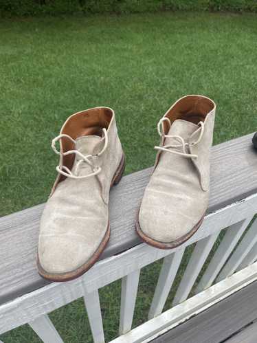 Allen edmonds best sale suede chukka