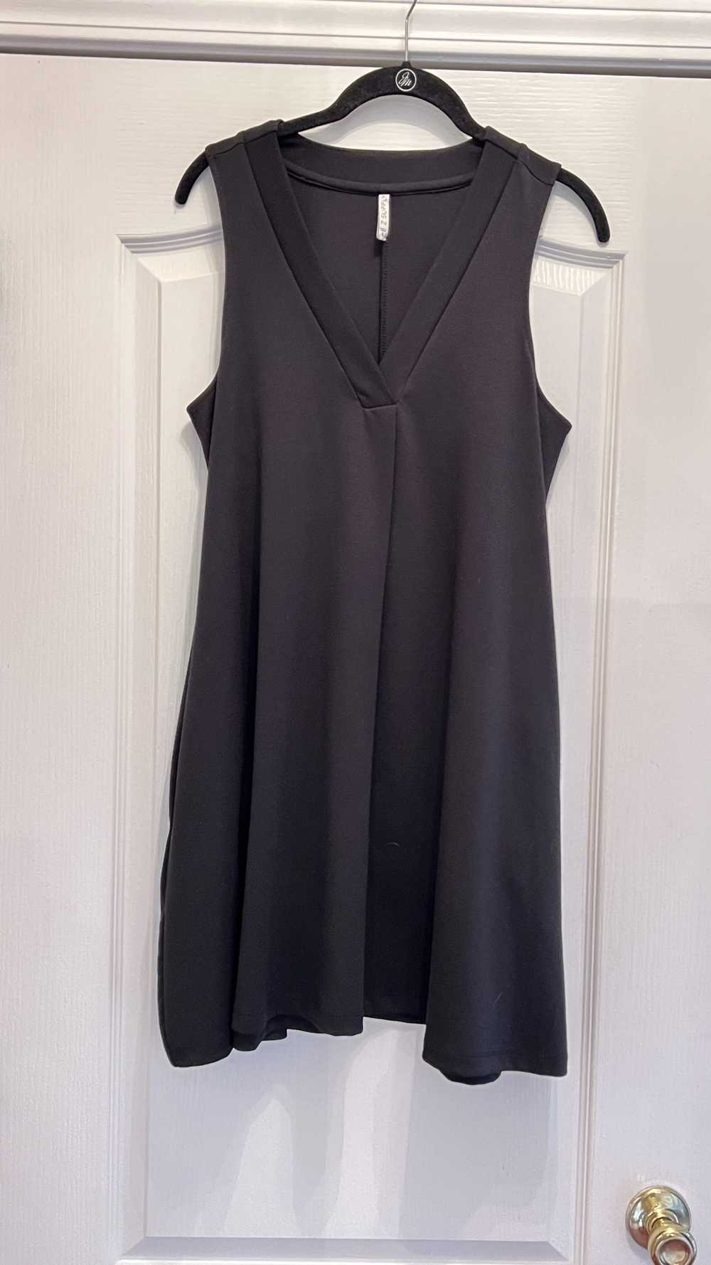 Z Supply Ladies Z Supply Black V-Neck Tank Dress … - image 1