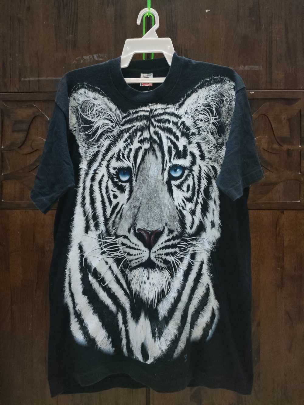  Eye of The Tiger Shirt Women Vintage Tiger Printed Short Sleeve  Tshirt Throwback Concert T-Shirts Casual Tee Tops : Clothing, Shoes 