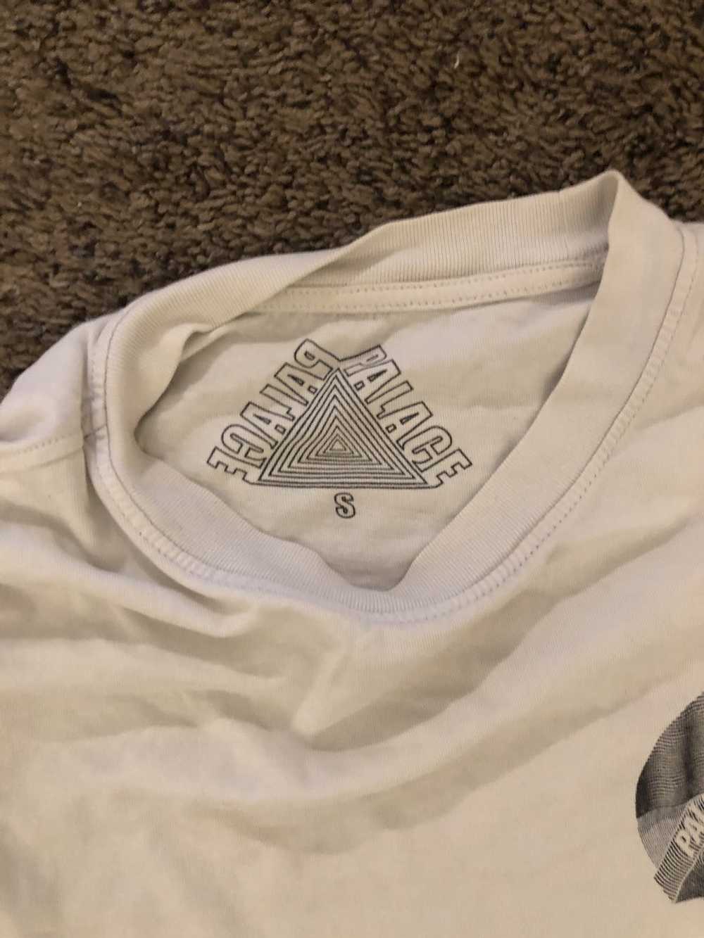 Palace Palace glitch tee shirt small - image 3