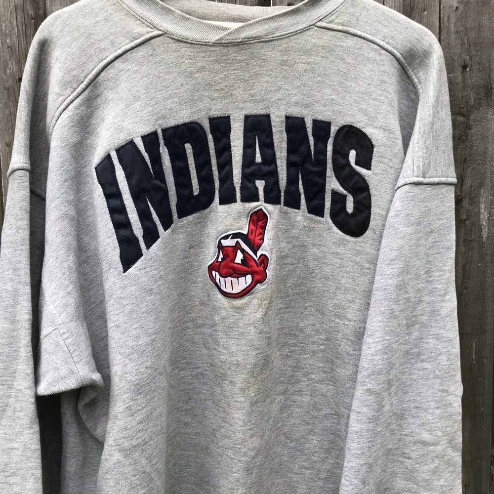 Cleveland Indians 1995 MLB Ball Sweatshirt by Grand Sport/Trench – Jeff's  Vintage Treasure