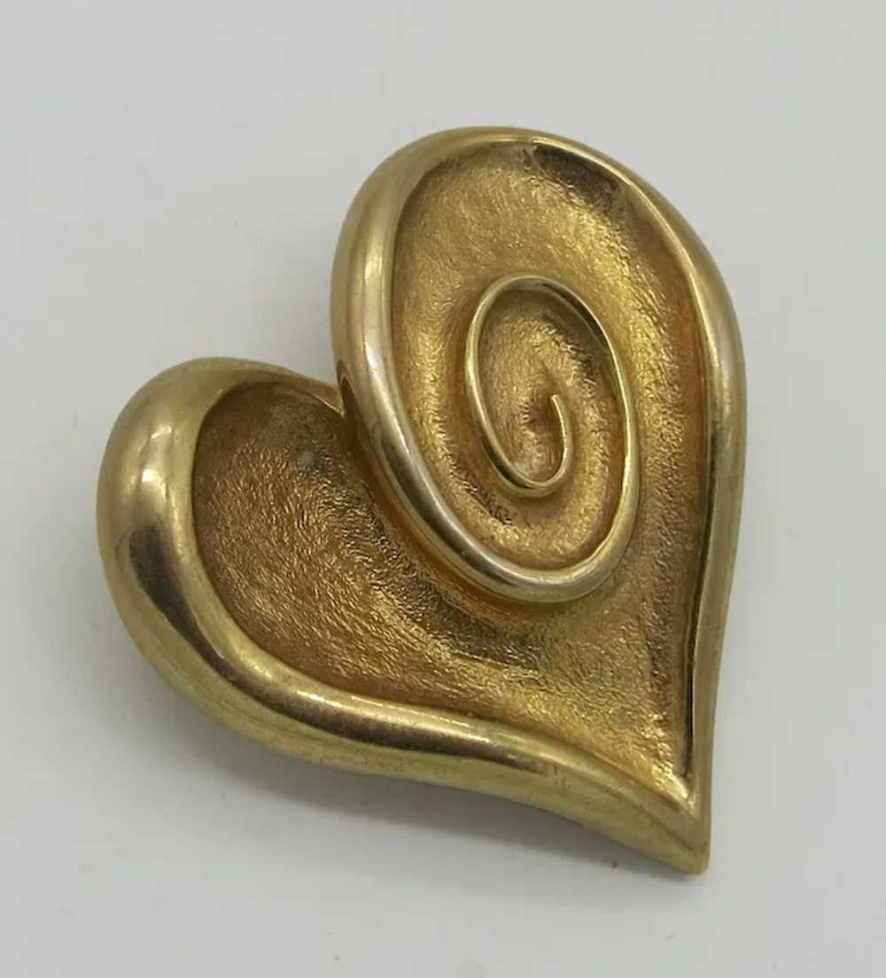 Pretty Heart Brooch Gold tone Modernist Style - image 3