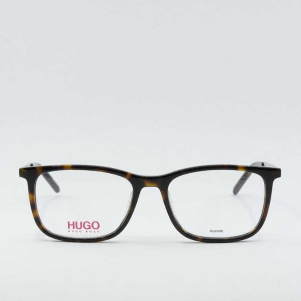 Hugo Boss Sunglasses - image 2