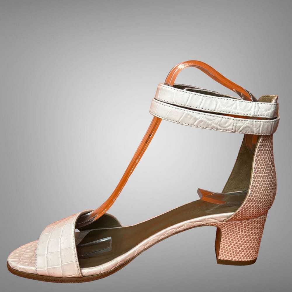Hermès Crocodile sandal - image 3