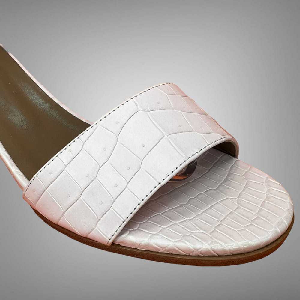 Hermès Crocodile sandal - image 5