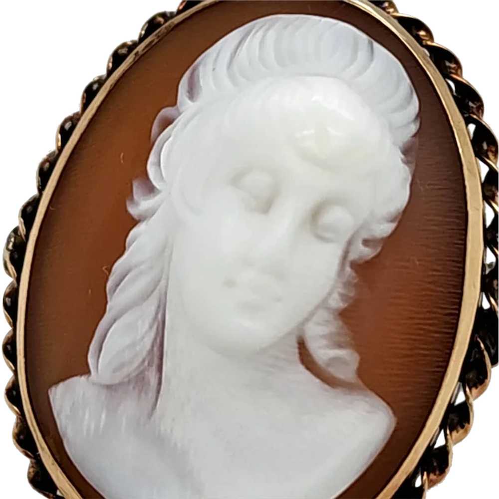 Victorian High Relief Hard Shell Cameo Ring Woman… - image 1