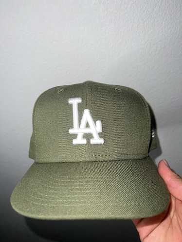 Los Angeles Dodgers Fitted New Era 59Fifty Wordmark Script Red Cap Hat –  THE 4TH QUARTER