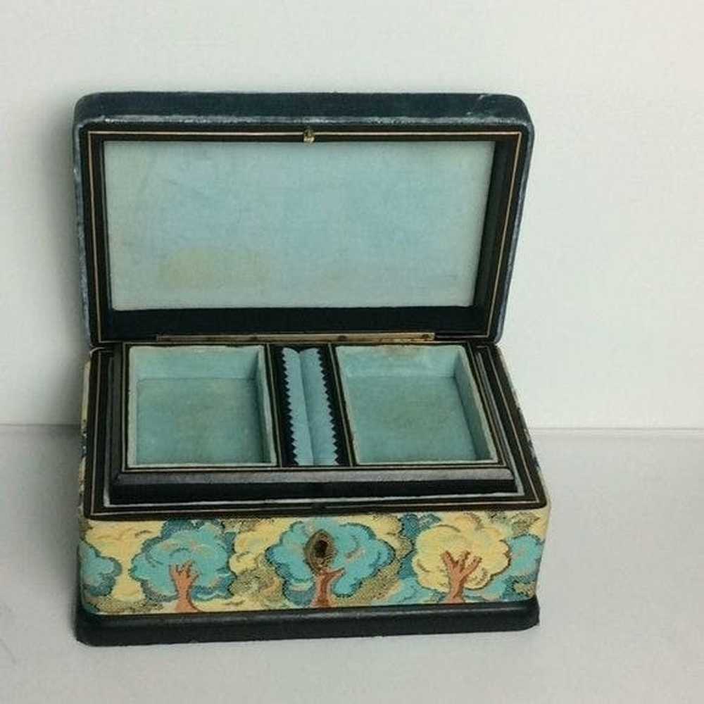Vintage VINTAGE MUSICAL JEWELRY BOX Winds Up-Play… - image 2