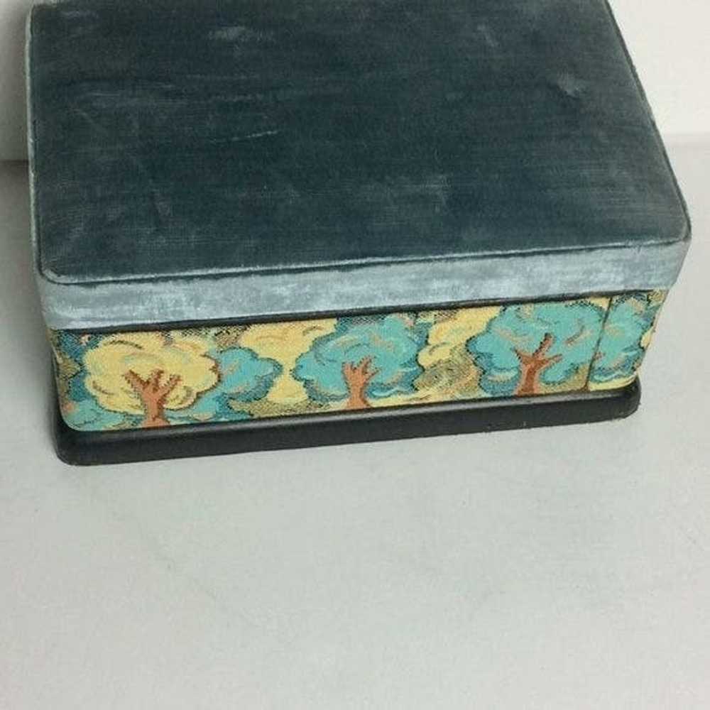 Vintage VINTAGE MUSICAL JEWELRY BOX Winds Up-Play… - image 8