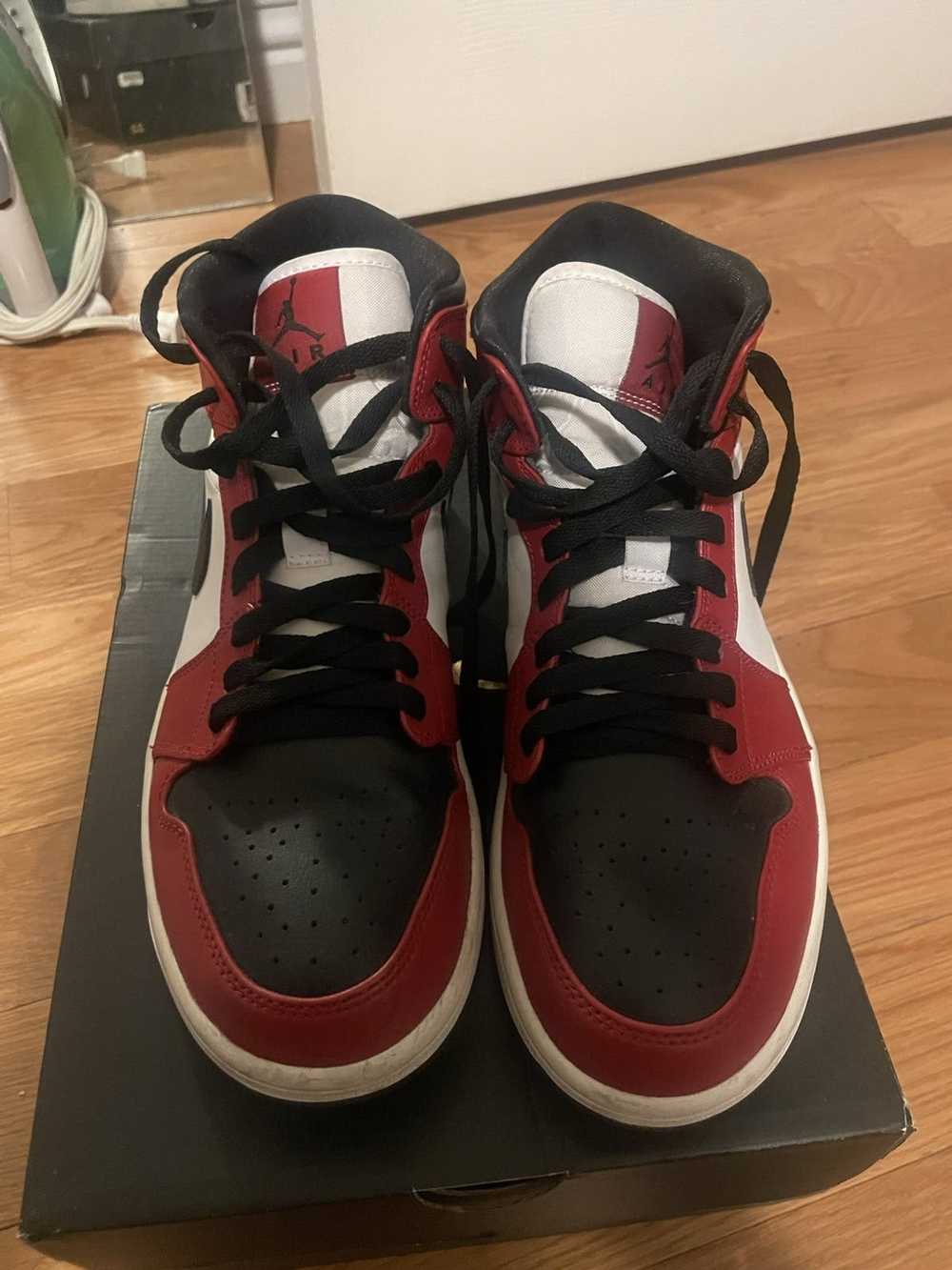 Jordan Brand × Nike Jordan 1 Mid Chicago Black Toe - image 3