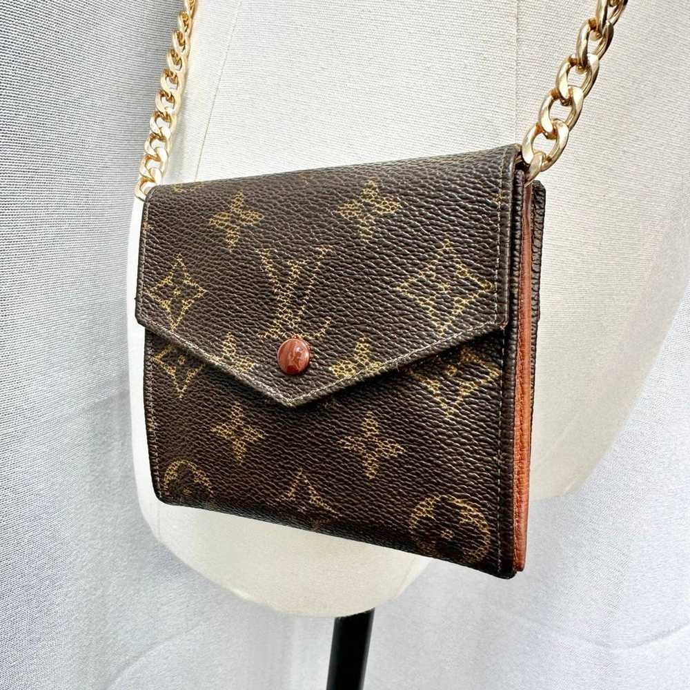 Louis Vuitton Louis Vuitton Wallet Crossbody - image 11