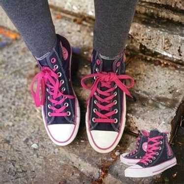 black converse with pink trim