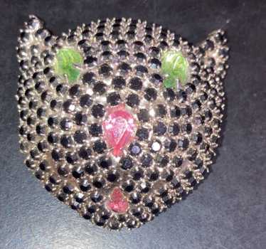 Dorothy bauer designer pin - Gem