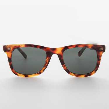 Classic Tortoiseshell Square Sunglasses - Campbell