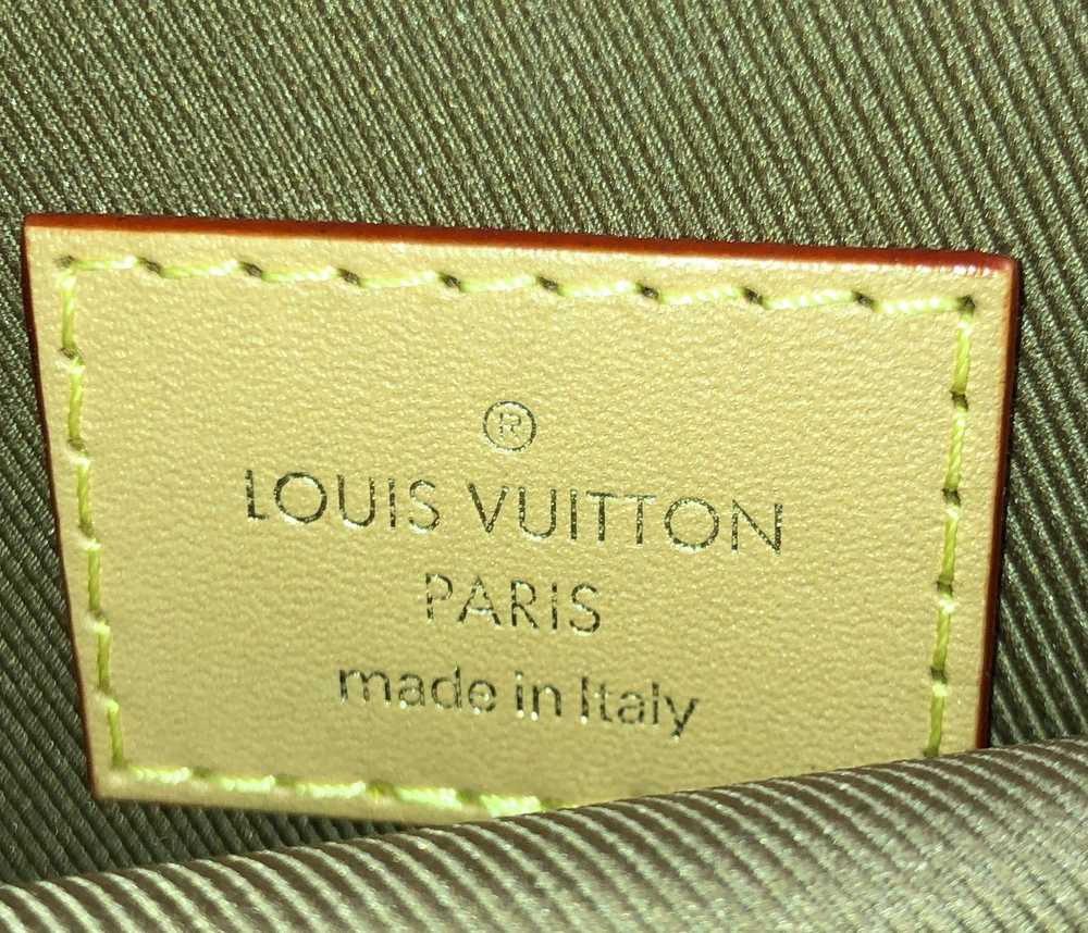 Étuis, housses et coques Louis Vuitton pour téléphone mobile et assistant  personnel (PDA)