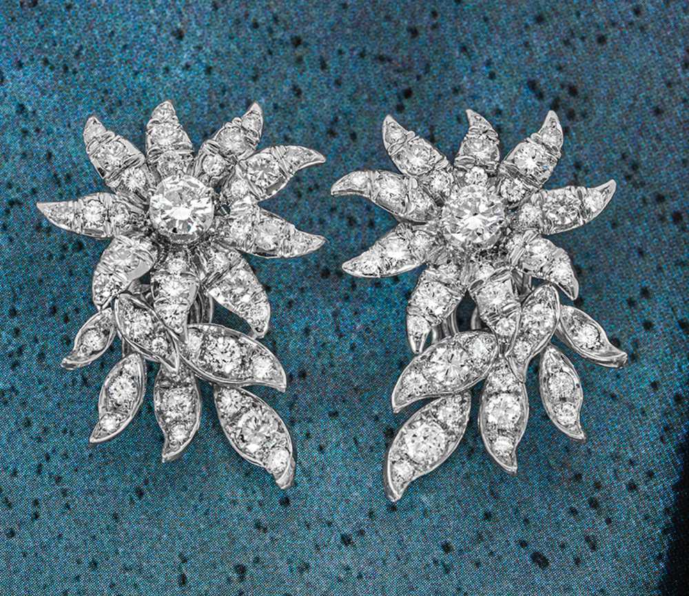 Bespoke 18kt White Gold Diamond Set Flower Earrin… - image 6