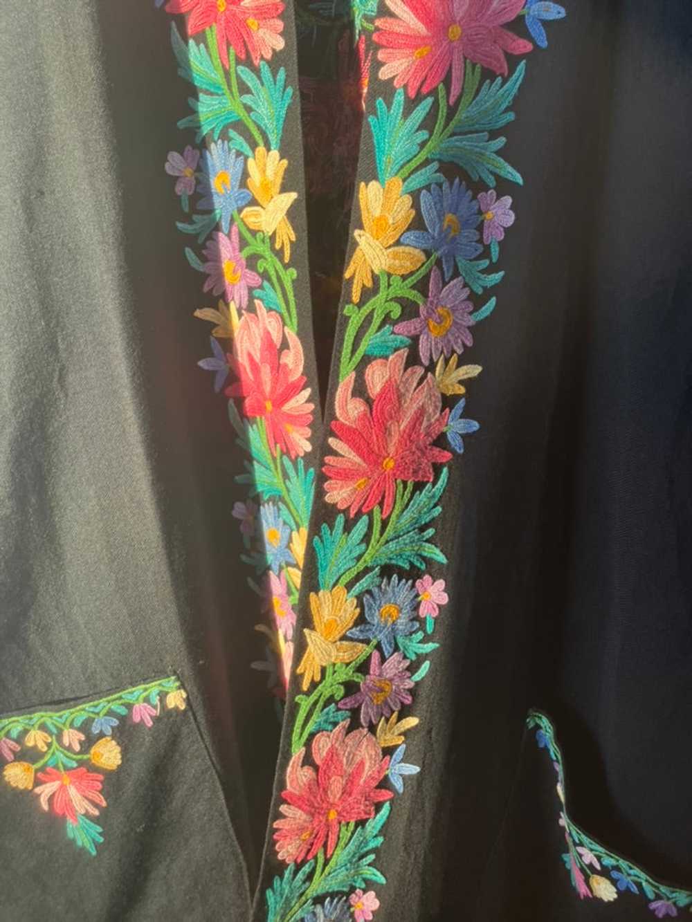 Vintage Subhana Kashmiri Embroidered Robe - image 12