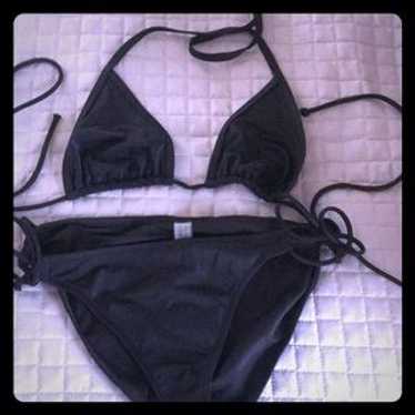 Vs String Bikini - image 1