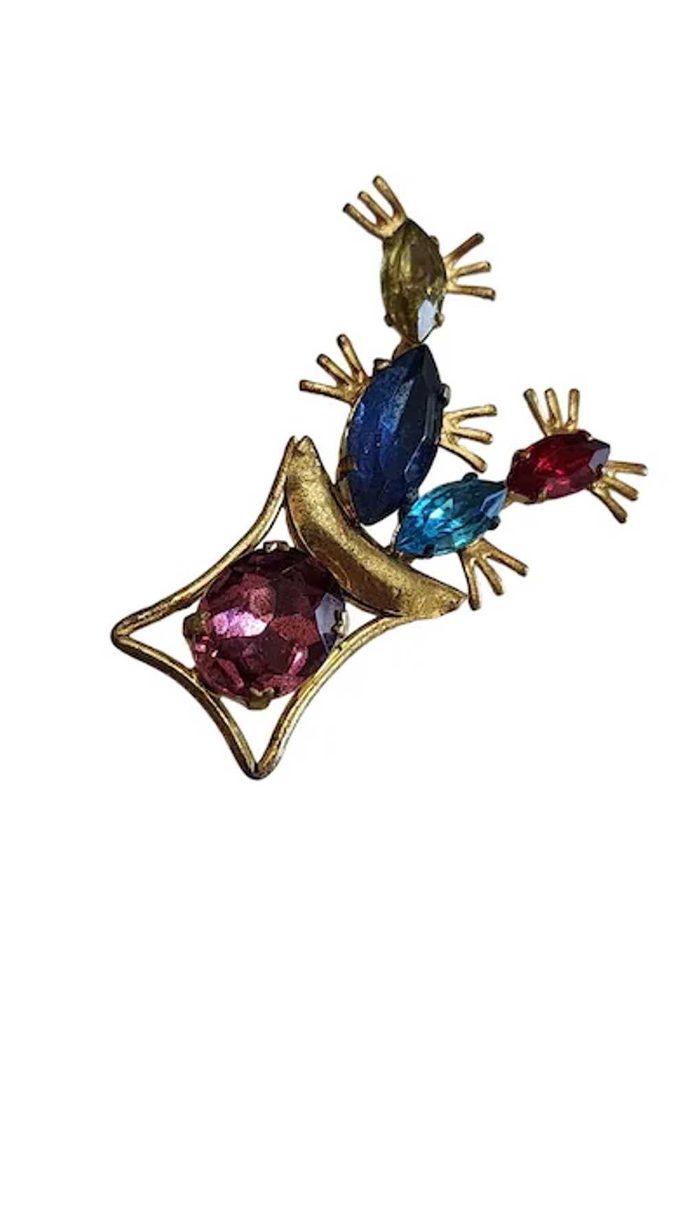 Vintage Czech Hat Shaped Brooch  With Animals [A9… - image 2