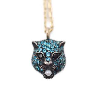 Gucci feline sales head necklace