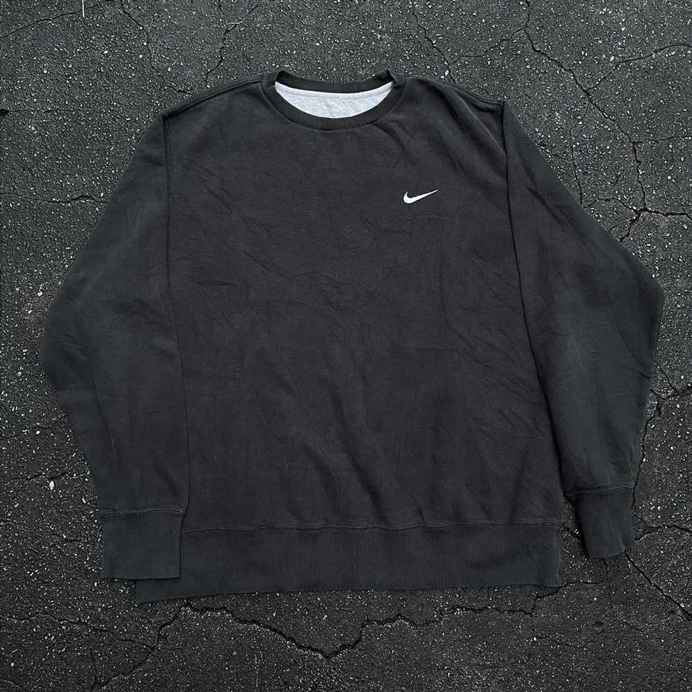 Nike × Streetwear × Vintage Vintage Y2K NIKE Embr… - image 1
