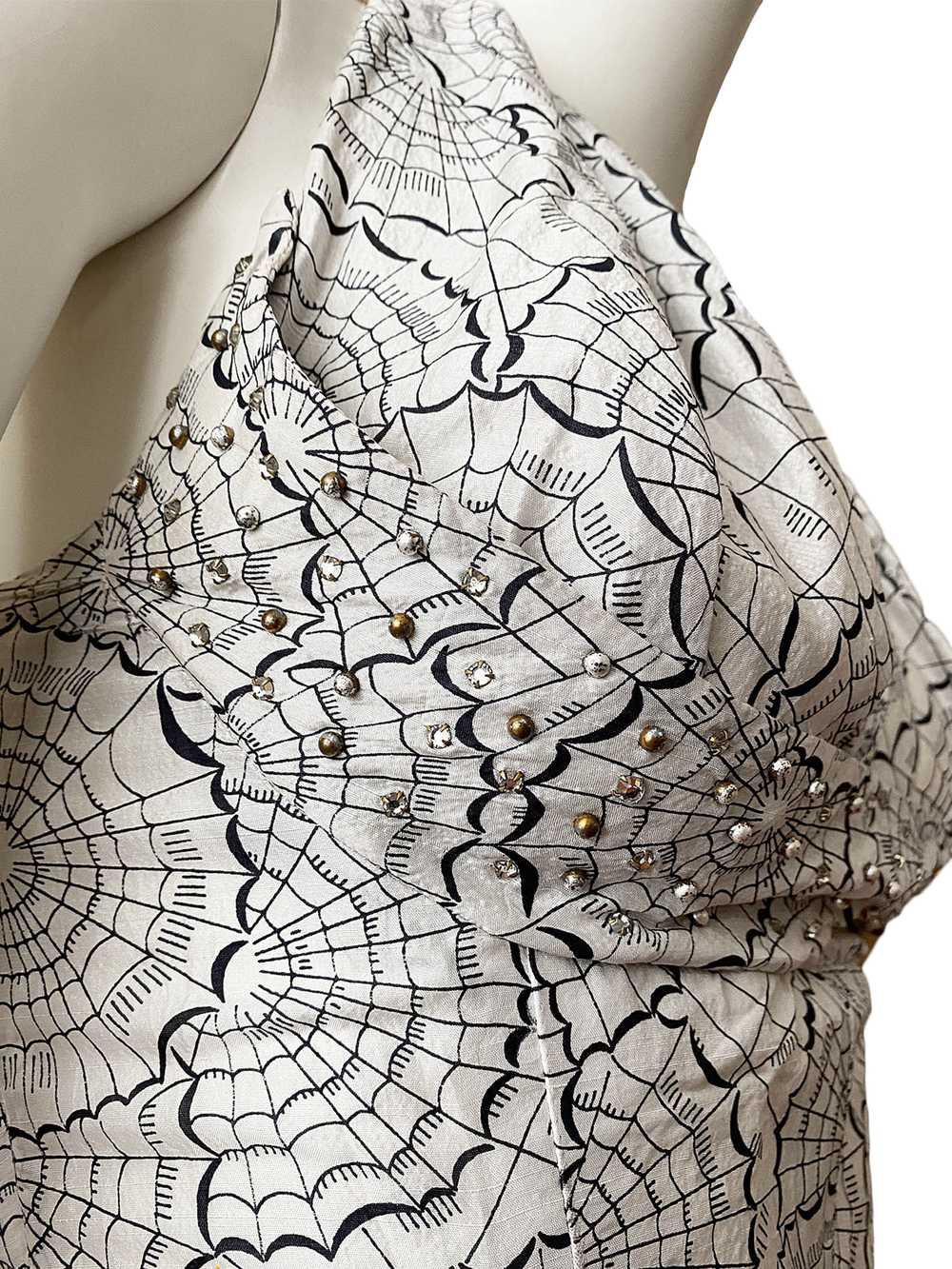 1950s Spiderweb Print Wiggle Dress - image 6