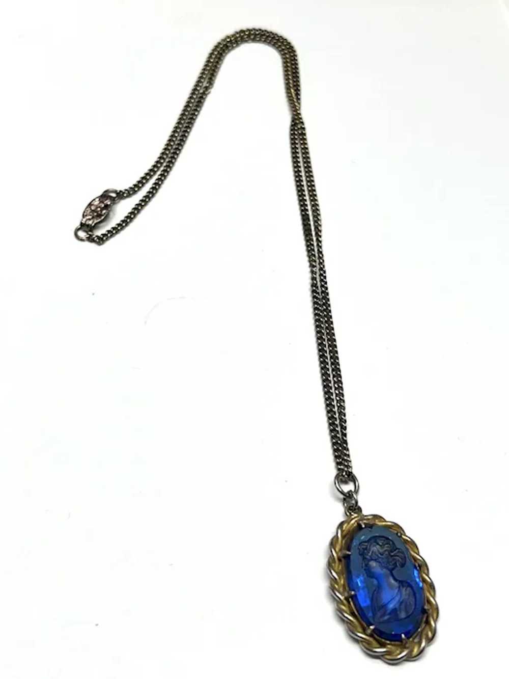 Vintage Blue Glass Cameo Pendant Necklace - image 3