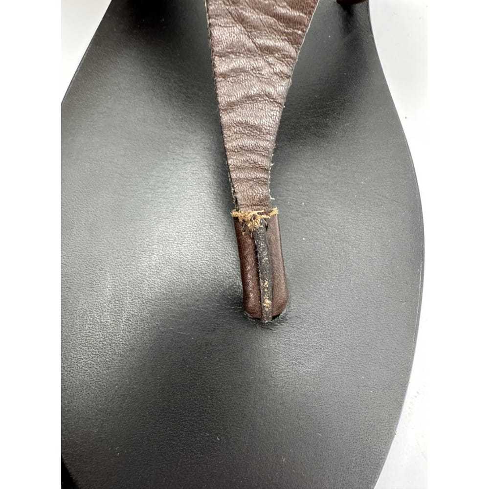 Prada Leather flip flops - image 7