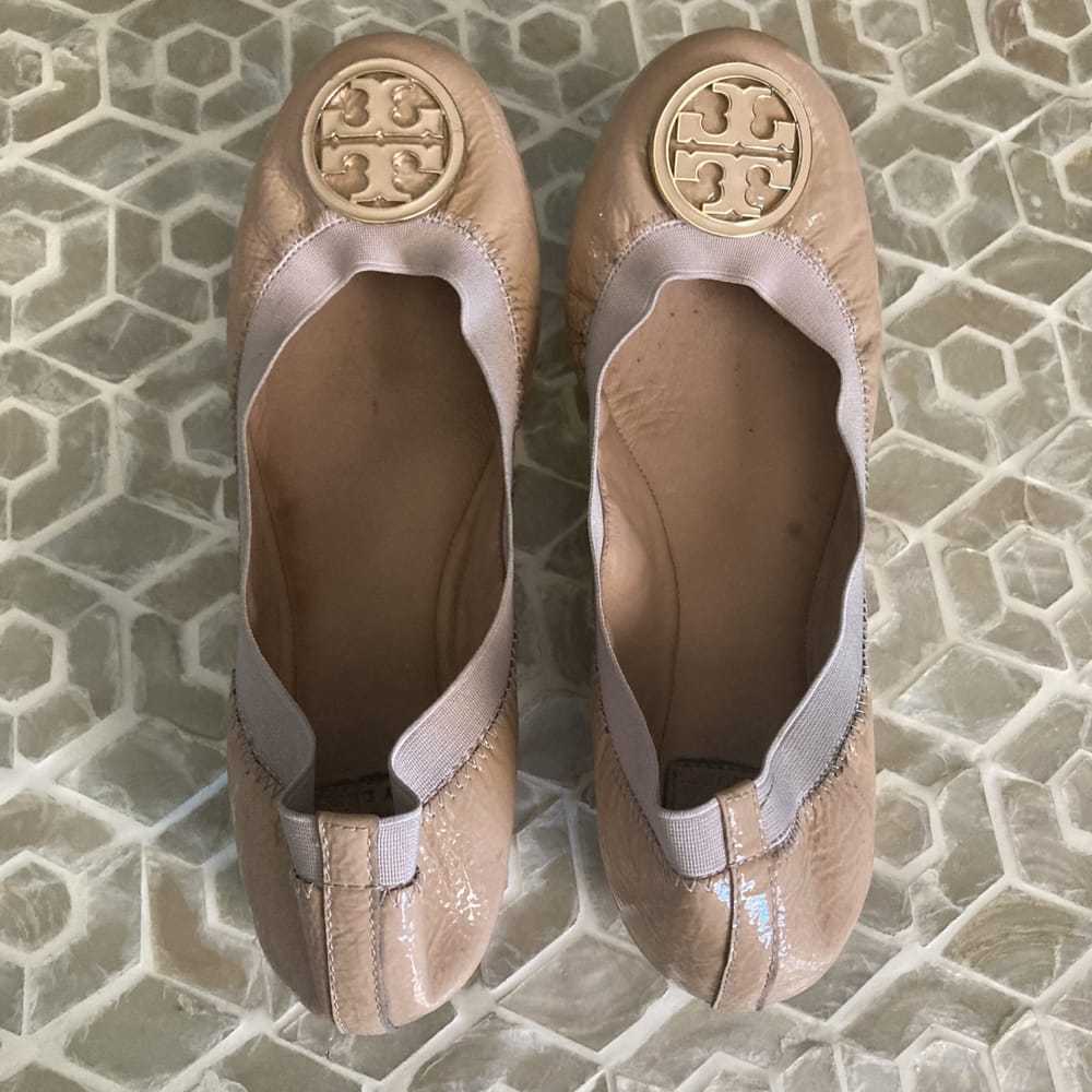 Tory Burch Patent leather flats - image 10