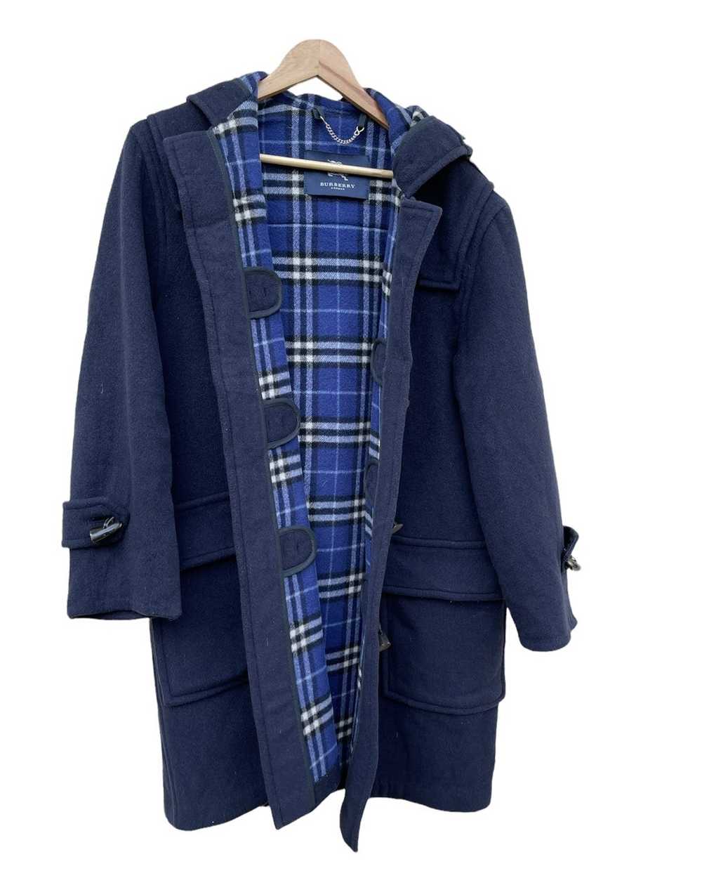 Burberry × Vintage Burberry duffle coat - image 3