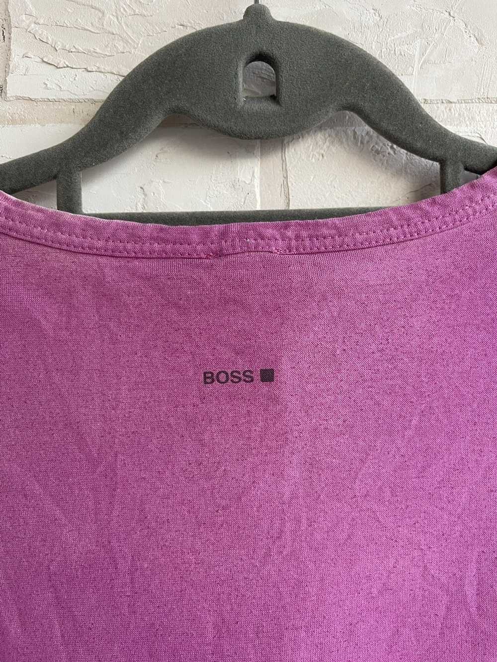 Avant Garde × Hugo Boss × Rare Hugo Boss t shirt … - image 9