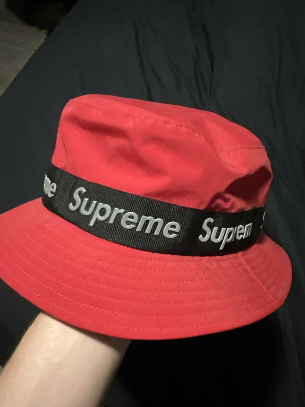 Supreme Supreme 3M bucket red - image 3