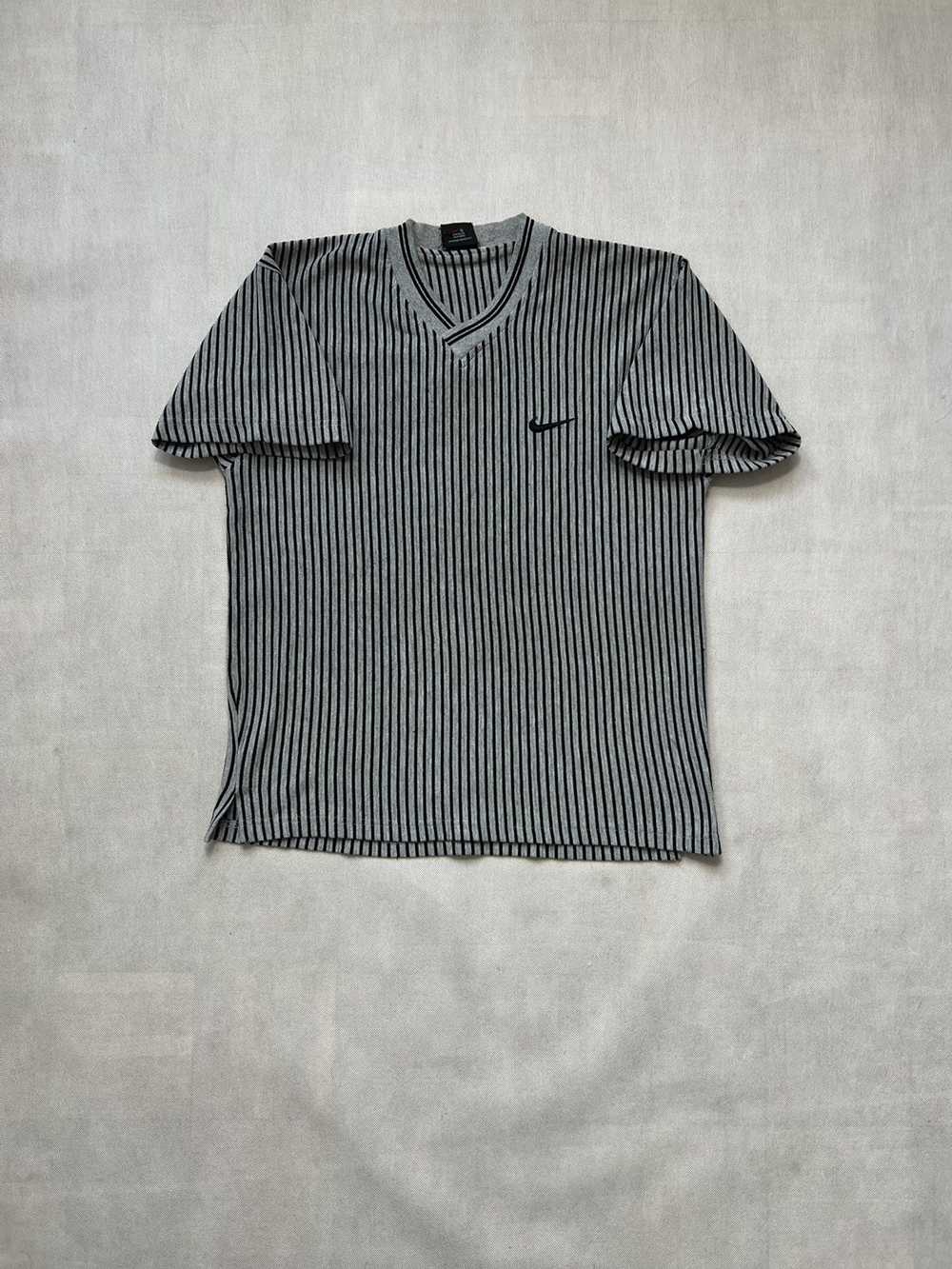 womens vintage nike t shirt