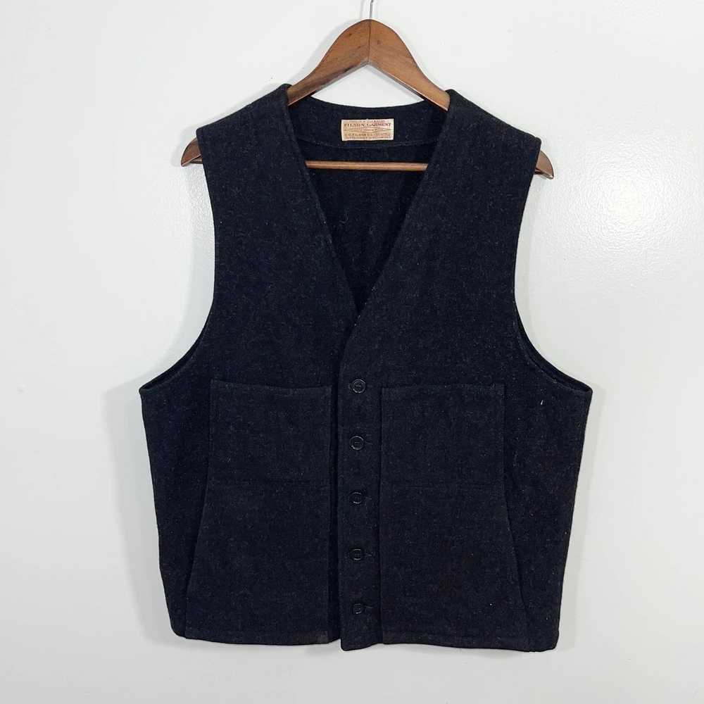 Filson VINTAGE Filson 100% Virgin Wool Sweater Ve… - image 1