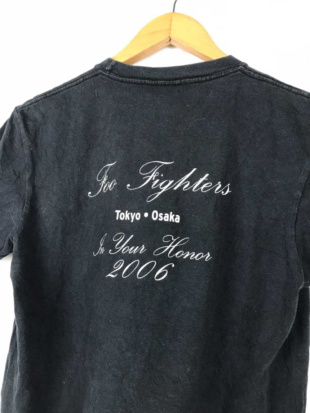 Band Tees × Vintage Vintage Y2K Foo Fighters In Y… - image 5