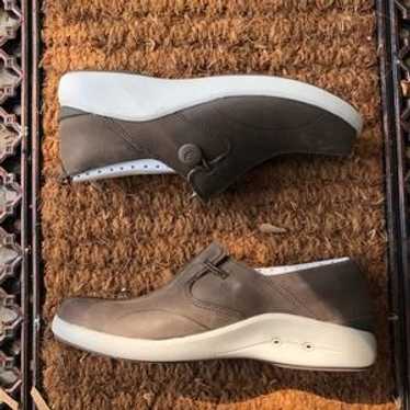 Clarks Unstructured Un Loop 2 Walking Loafer Leat… - image 1