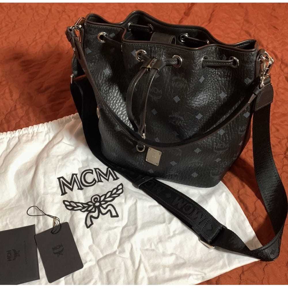 MCM Heritage Drawstring leather crossbody bag - image 4