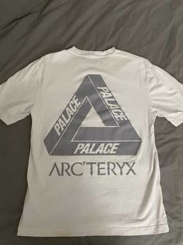 Palace arcteryx - Gem