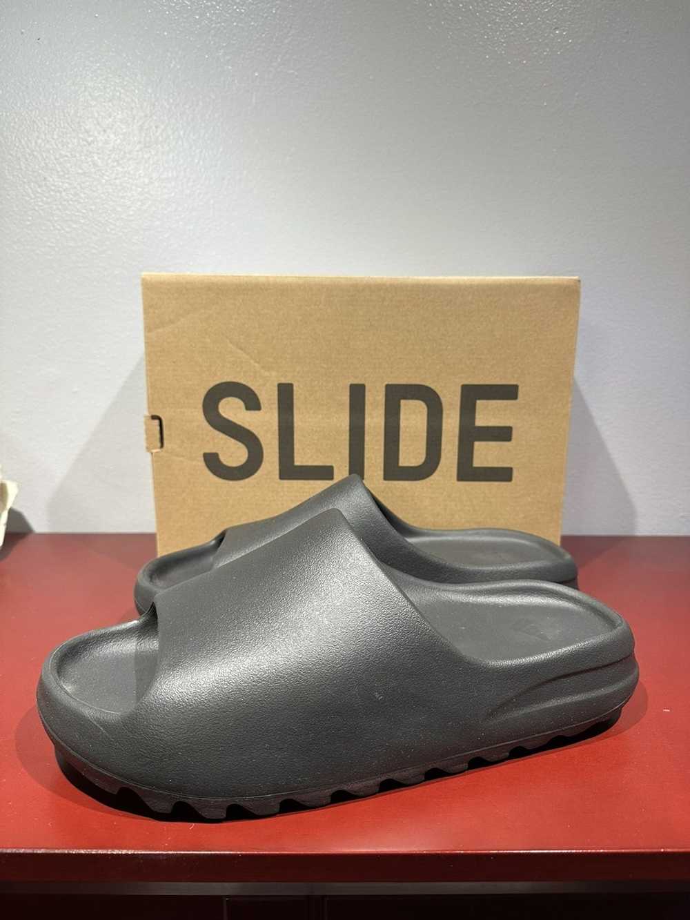 Adidas × Kanye West Yeezy Slide Onyx Kanye West - image 3