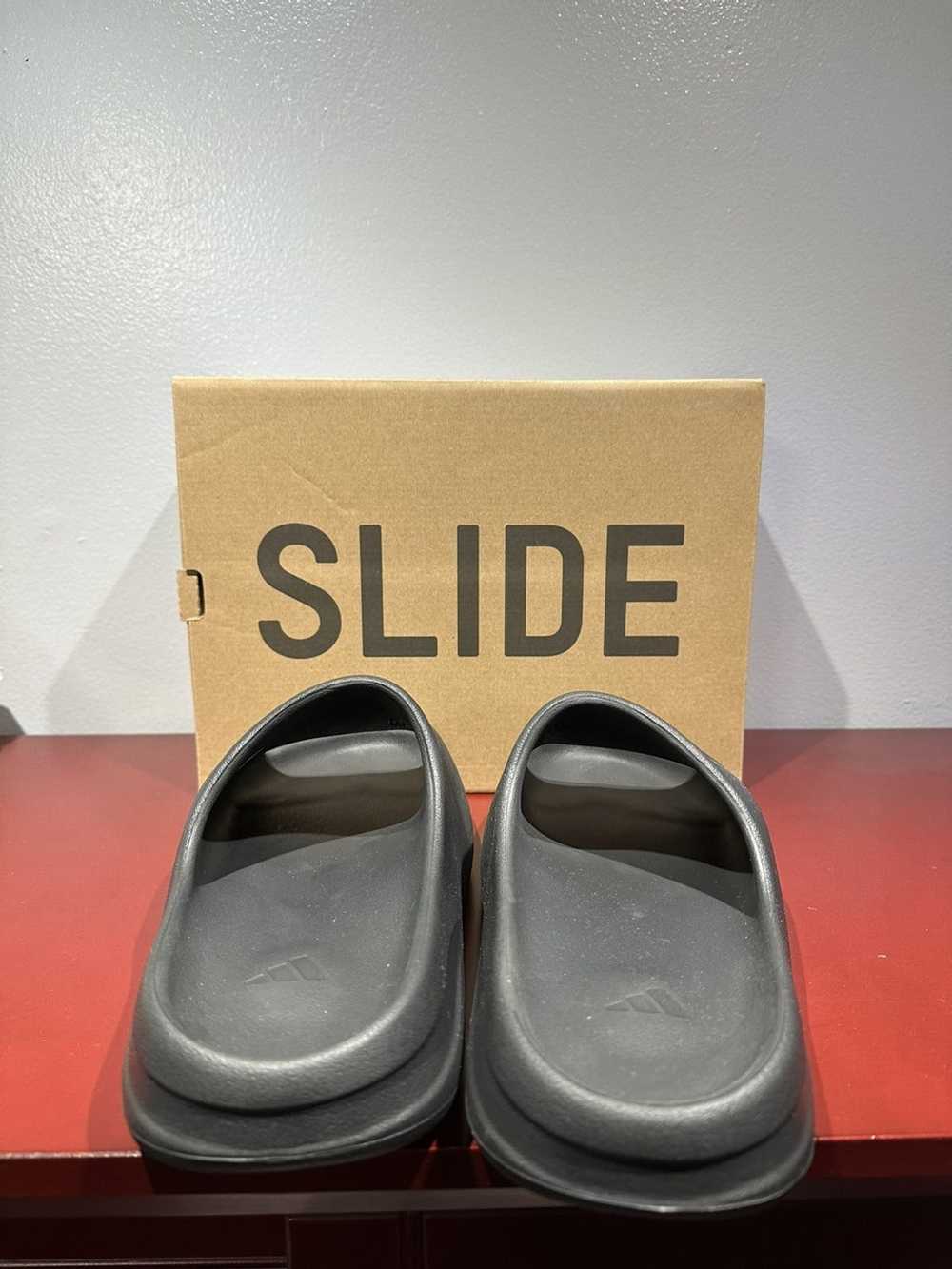 Adidas × Kanye West Yeezy Slide Onyx Kanye West - image 4