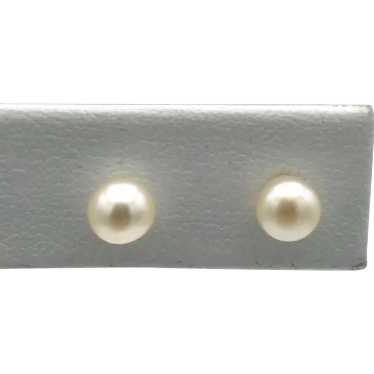 14KY Pearl Stud Earrings